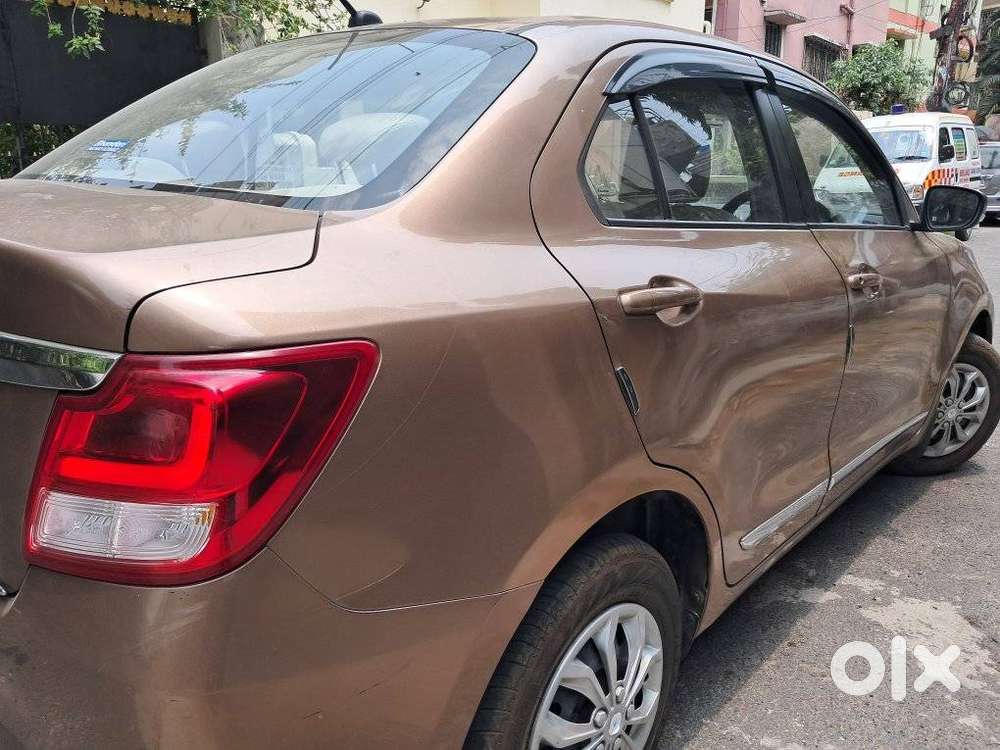 Maruti Suzuki Swift Dzire Vxi Optional, 2022, Petrol