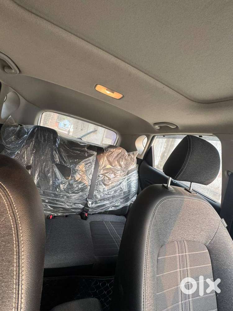 Kia Sonet 2024 Petrol 16000 Km Driven