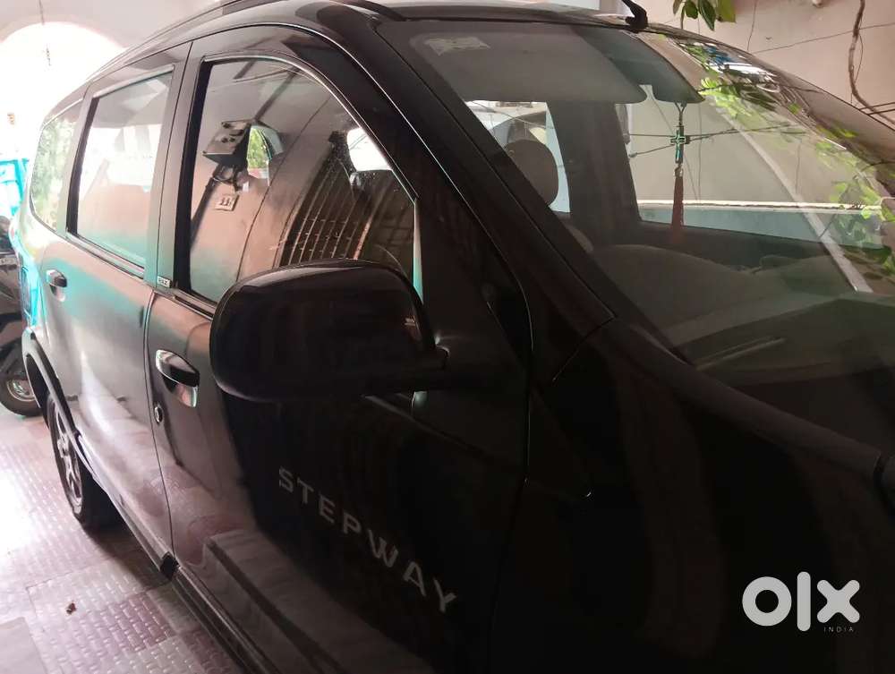 2017 Renault Lodgy Diesel 7 Seater