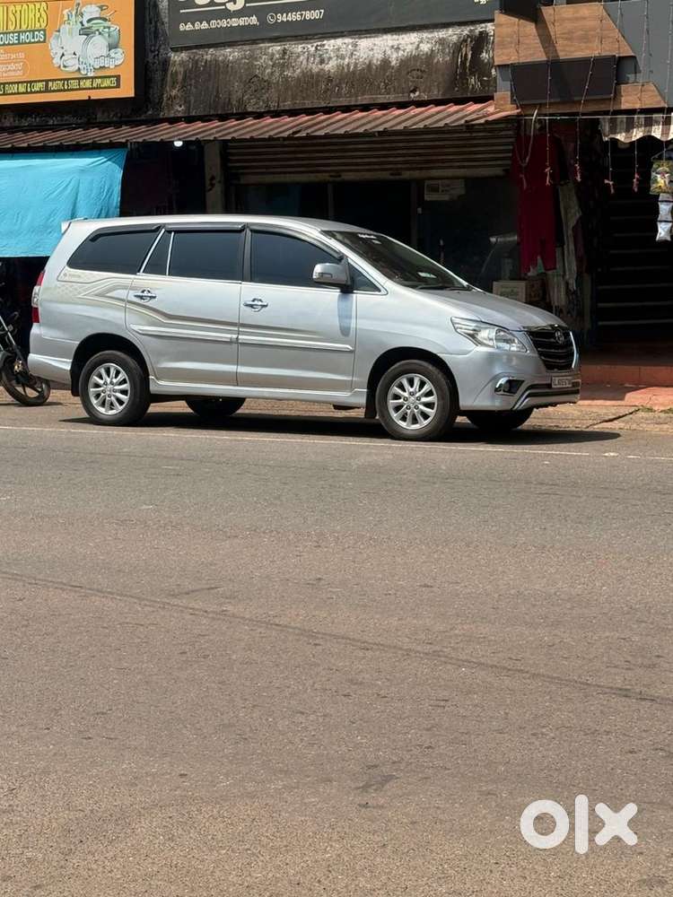 Toyota Innova Diesel 2012