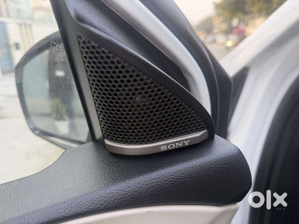 Mahindra Xuv700 2.2 Ax 7 Diesel At Luxury Pack Str, 2022, Diesel