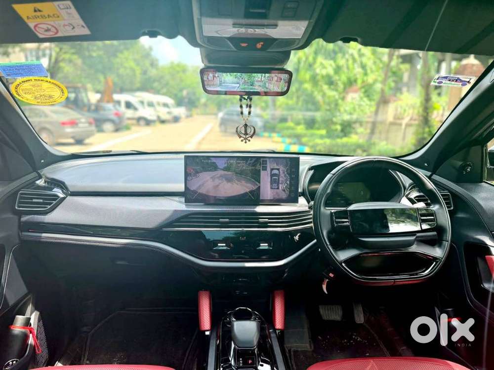 Tata Safari Accomplished X Plus 7 Str Dark Edition, 2026, Petrol