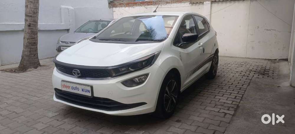 Tata Altroz Xz, 2020, Petrol