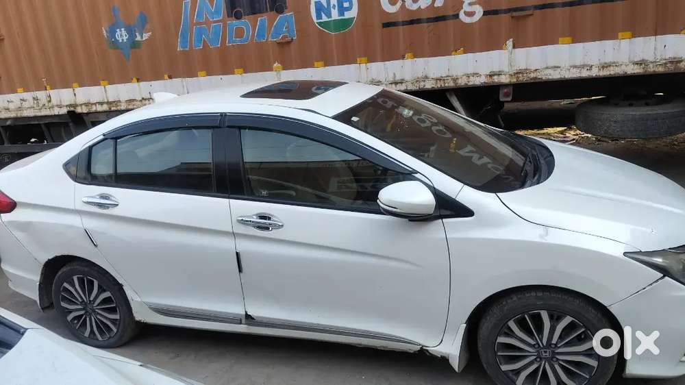 Honda City -