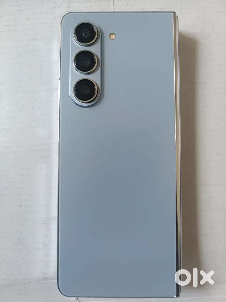 Samsung fold 5 new brand condition