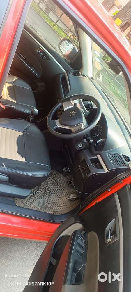 Maruti Suzuki Swift Vxi + Manual, 2015, Petrol