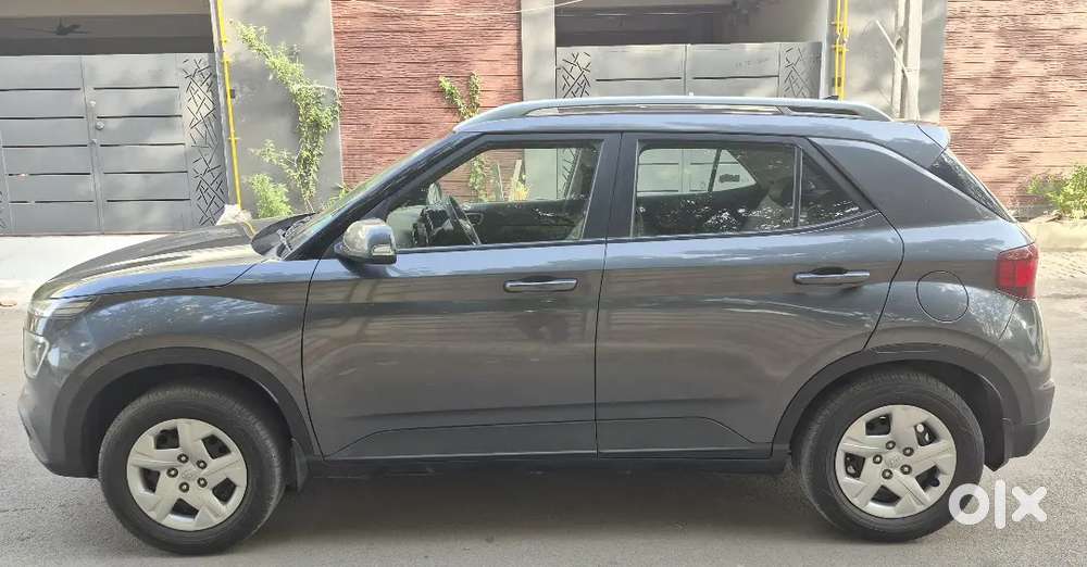 2021 Hyundai Venue Cng