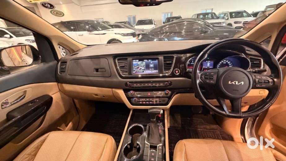 Kia Carnival Limousine, 2022, Diesel