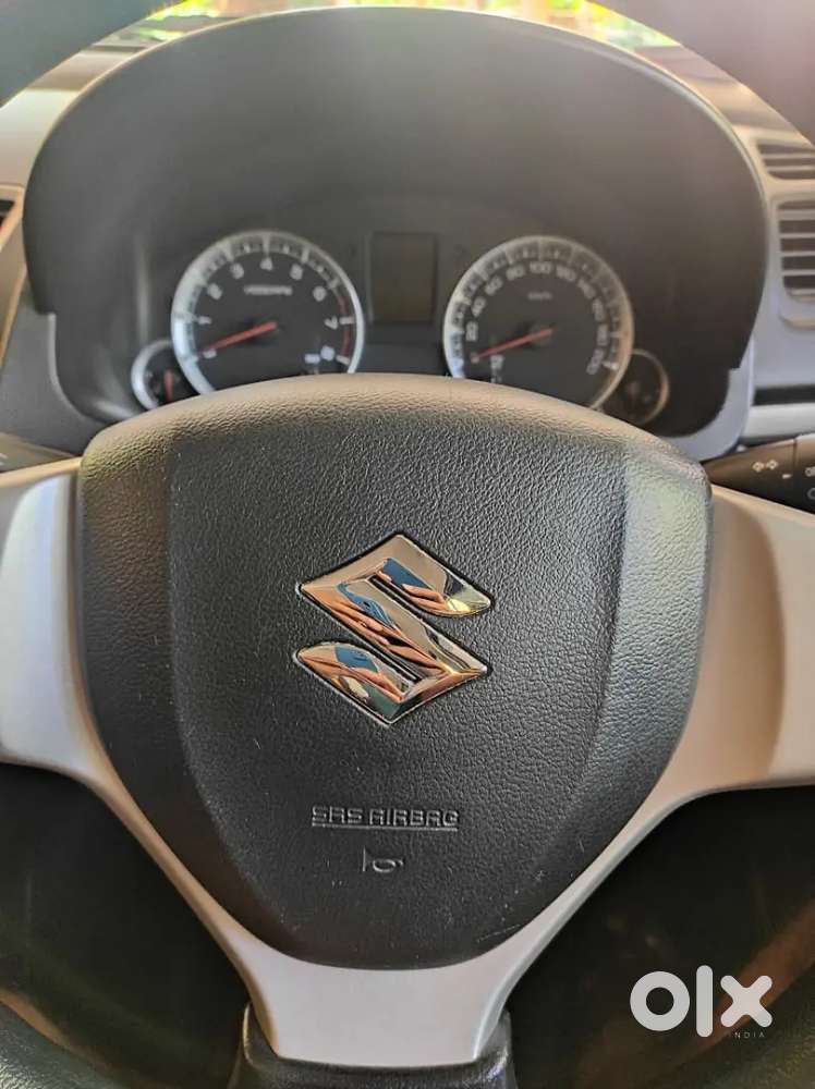 Maruti Suzuki Swift 2016 Vxi Petrol Abs With Airbag