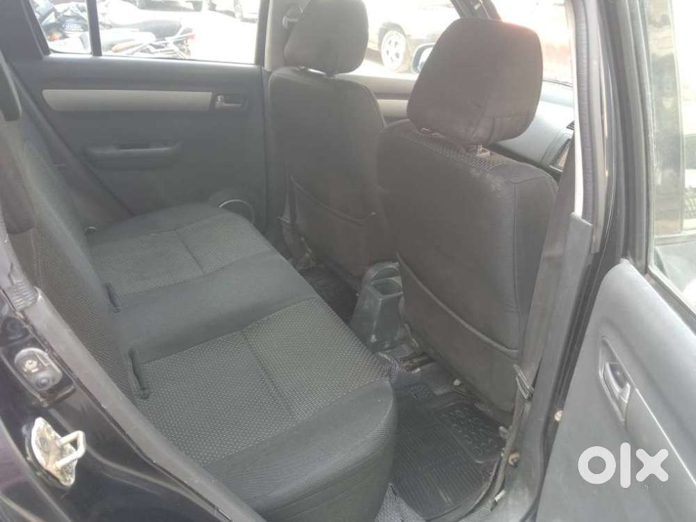 Maruti Suzuki Swift Vxi 1.2 Abs Bs-iv, 2007, Petrol