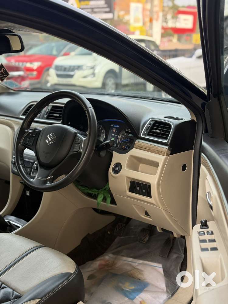 Maruti Suzuki Ciaz Smart Hybrid Alpha , 2022, Petrol
