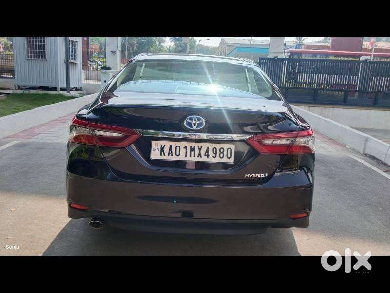 Toyota Camry Hybrid, 2022, Petrol