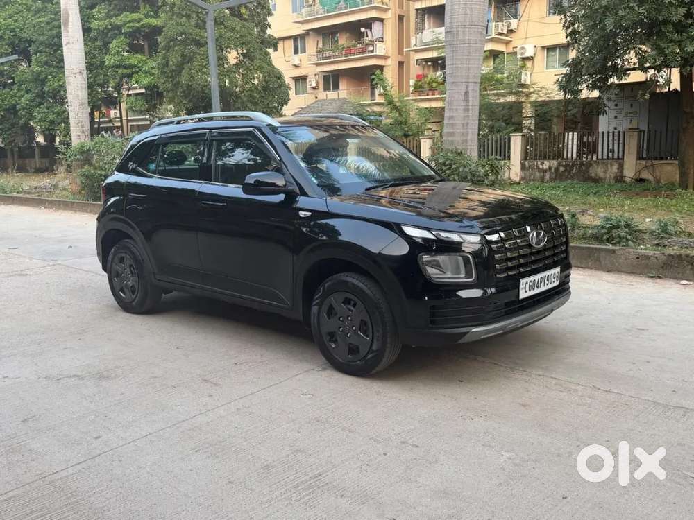 Hyundai Venue S 1.2 Petrol, 2024, Petrol