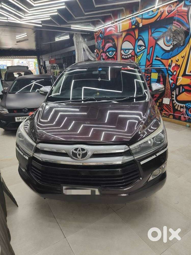 Toyota Innova Crysta 2.5z, 2017, Diesel