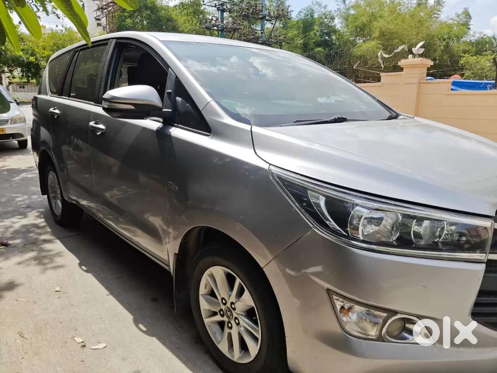 Toyota Innova Crysta [2020-ongoing] 2.4 Gx 7 Str, 2016, Diesel