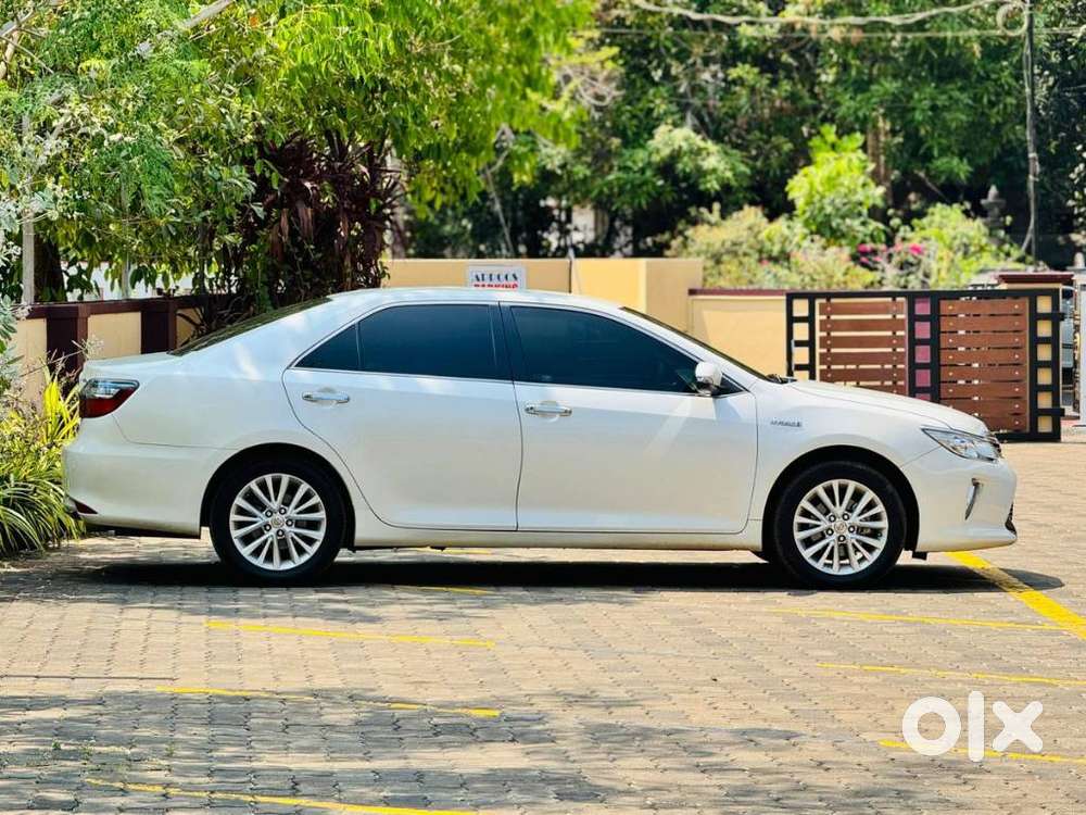 Toyota Camry Hybrid, 2015, Petrol