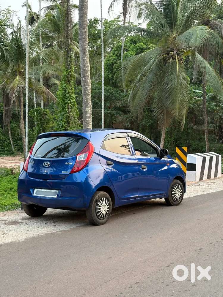 Petrol Cng 28 Milage
 Budget Family Use 
Like Showroom Condition