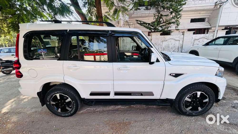 Mahindra Scorpio Classic 2.2 S 11 Mt 7 Str, 2024, Diesel