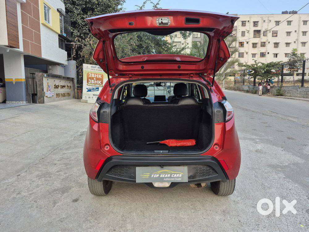 Tata Nexon 1.2 Revotron Xm, 2020, Petrol