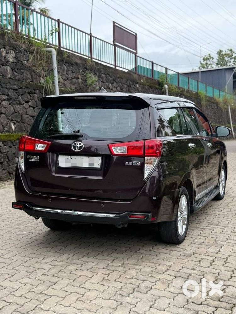 Toyota Innova Crysta 2.8z Automatic, 2018, Diesel
