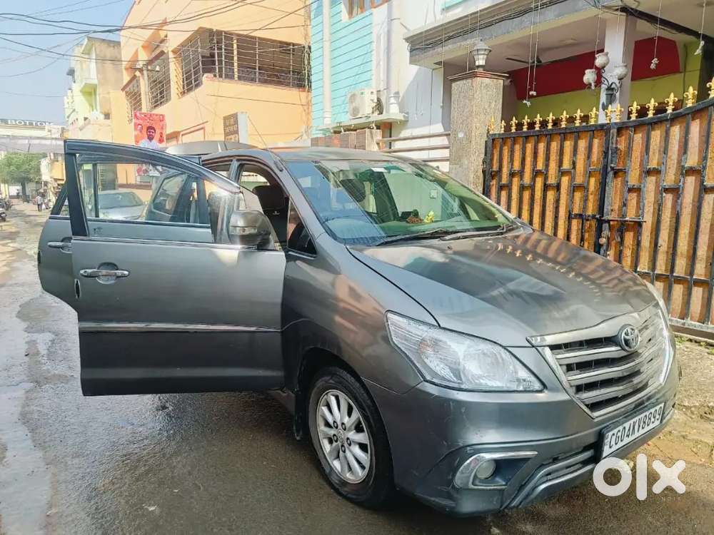 Good Condition Car  Tap Modal Innova 2014