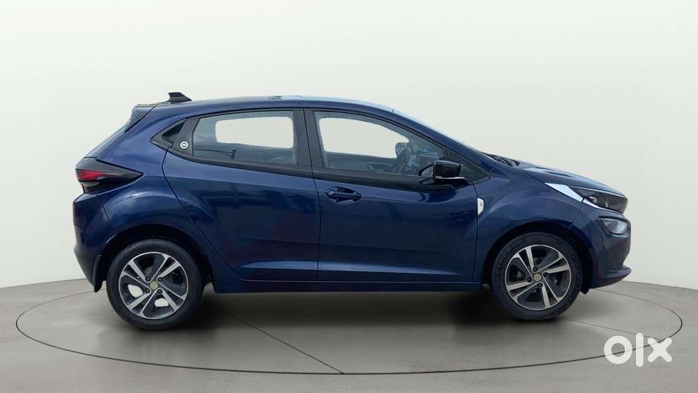 Tata Altroz Xz Plus (s), 2023, Petrol