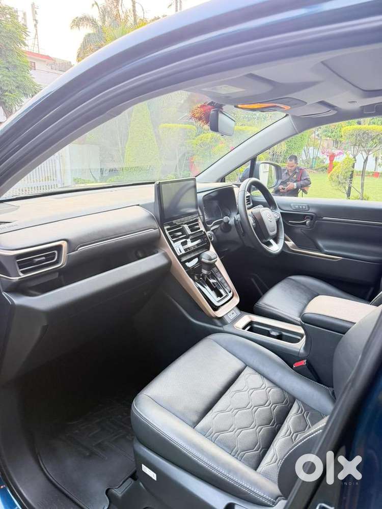 Maruti Suzuki Invicto