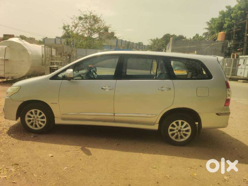 Toyota - Innova