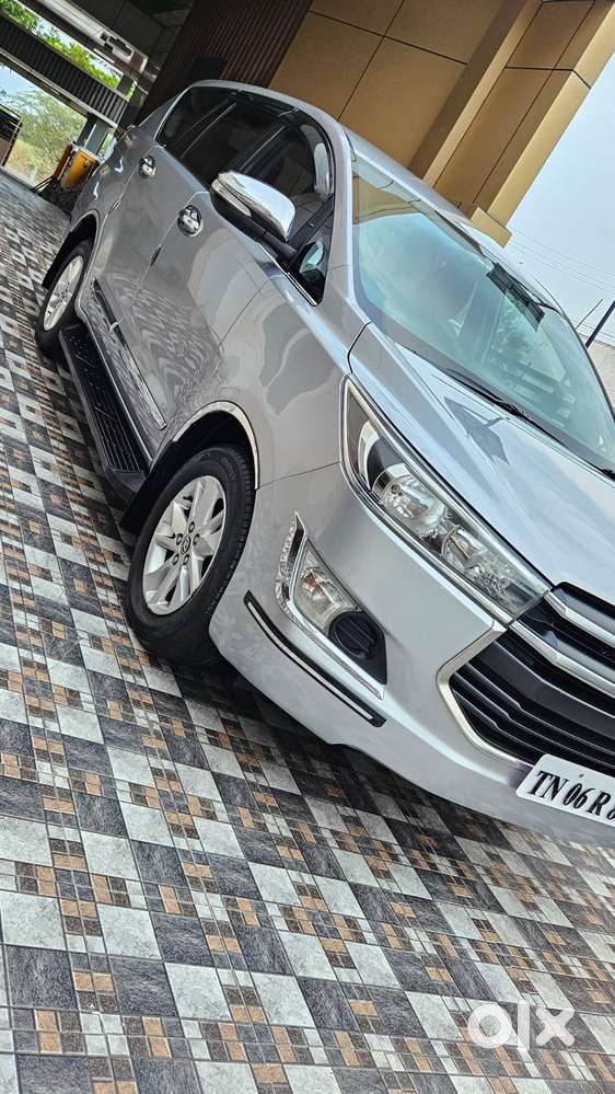 Toyota Innova Crysta 2.4 G Plus Mt 8 Str, 2016, Diesel