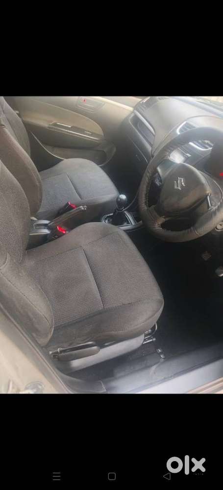 Maruti Suzuki Swift Lxi Optional-o, 2015, Petrol