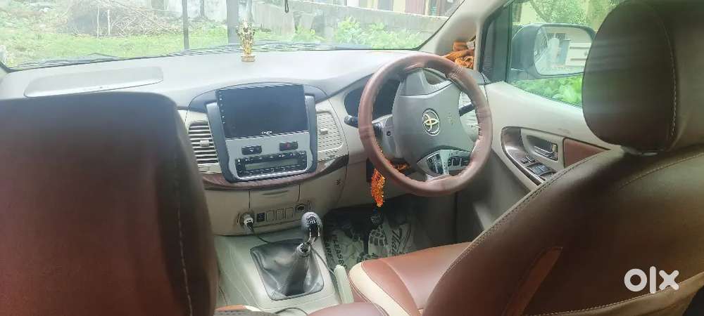 Toyota Innova 2013