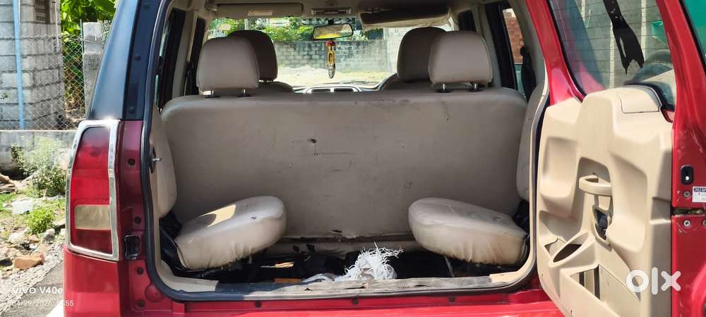 Mahindra Tuv 300 T10 Opt, 2018, Diesel