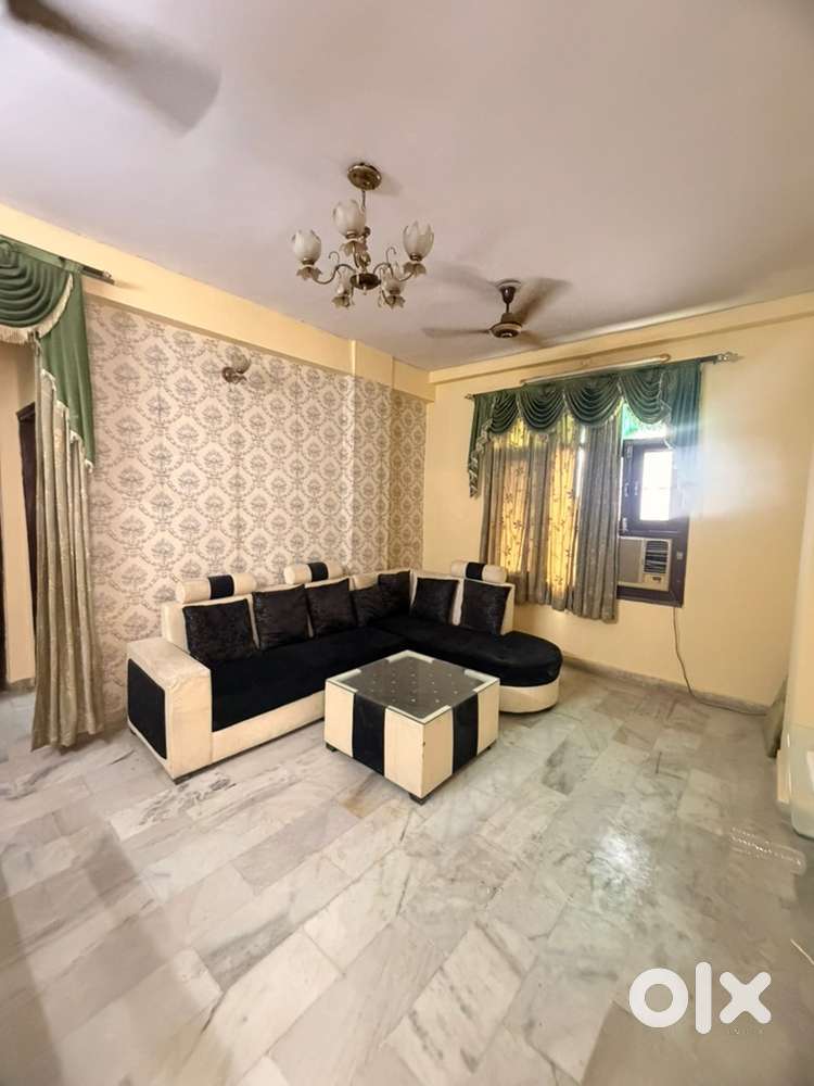 Fully Furnished 2bhk with study room for rent.