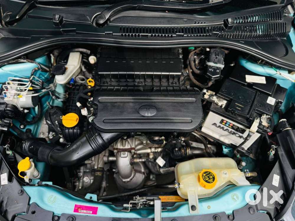 Tata Tiago, 2025, Petrol