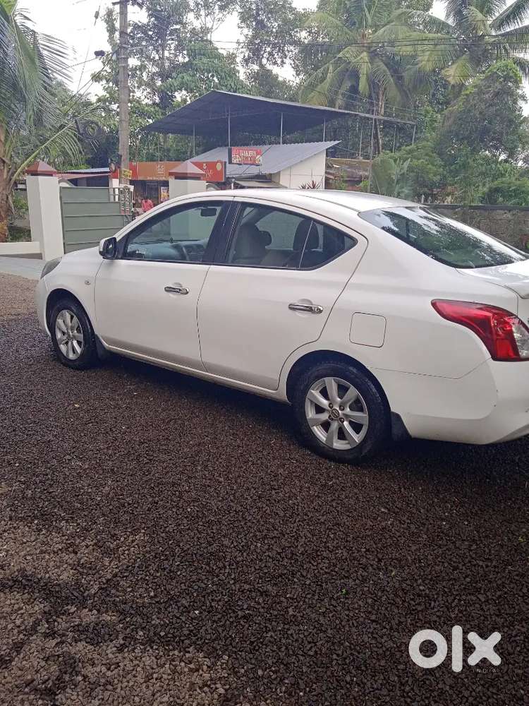 Nissan Sunny 2013 Diesel Well Maintained
