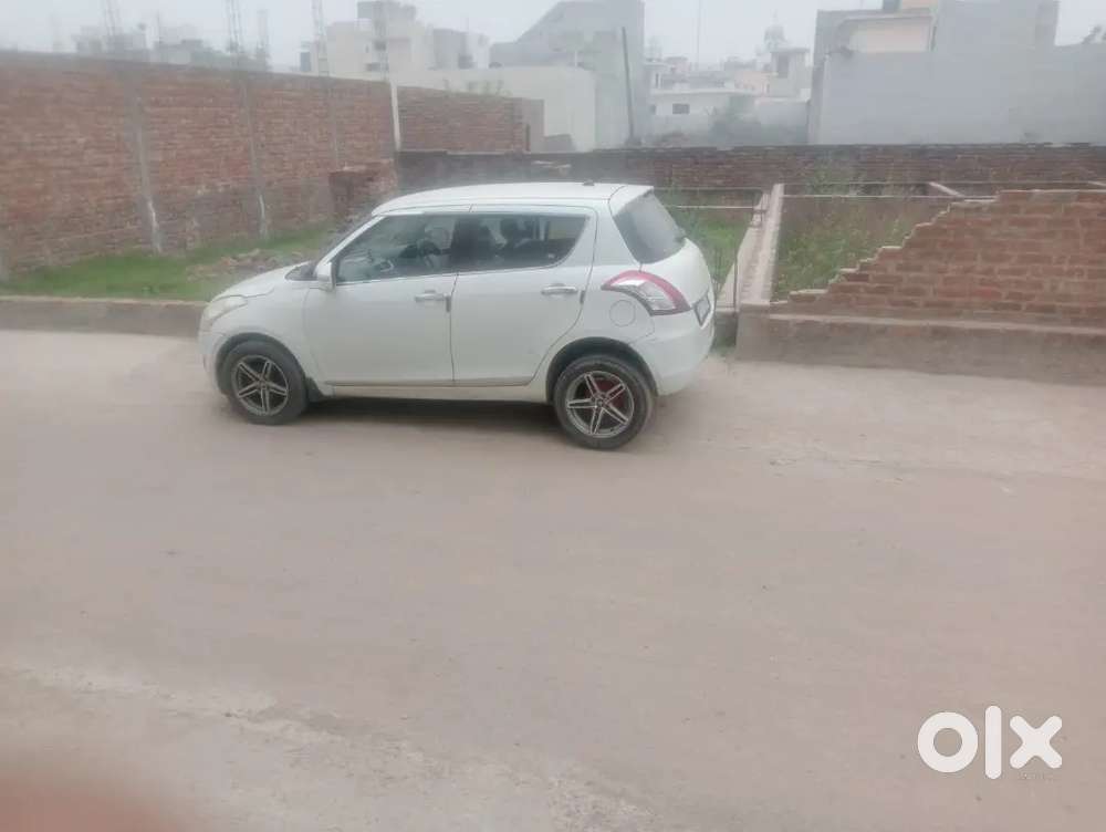 Maruti Suzuki Swift 2013 Diesel 120000 Km Driven