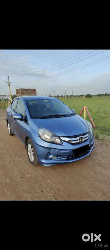 Honda Amaze 2013 Diesel 950000 Km Driven