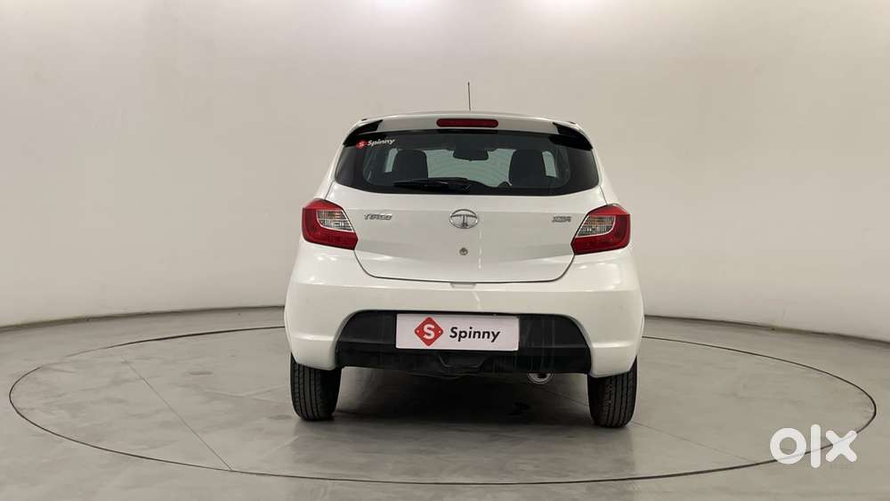 Tata Tiago Xza, 2019, Petrol