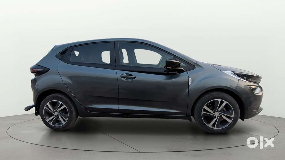 Tata Altroz Xz, 2025, Petrol