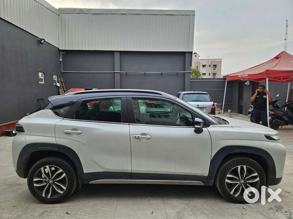 Toyota Urban Cruiser Taisor V 1.0 Petrol Mt Dual Tone, 2024, Petrol