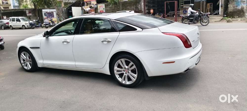 Jaguar Xj 2015 Diesel 700000 Km Driven