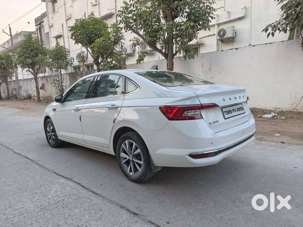 Skoda Slavia 1.0 Tsi Style At, 2022, Petrol