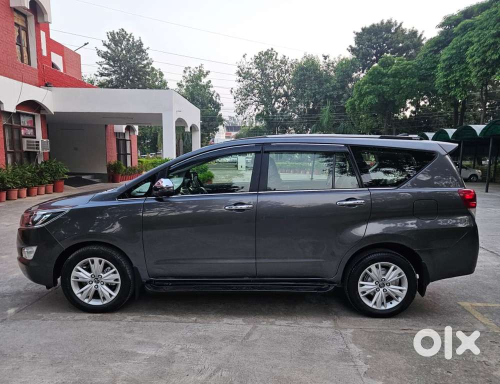 Toyota Innova Crysta 2.8z Automatic, 2020, Diesel