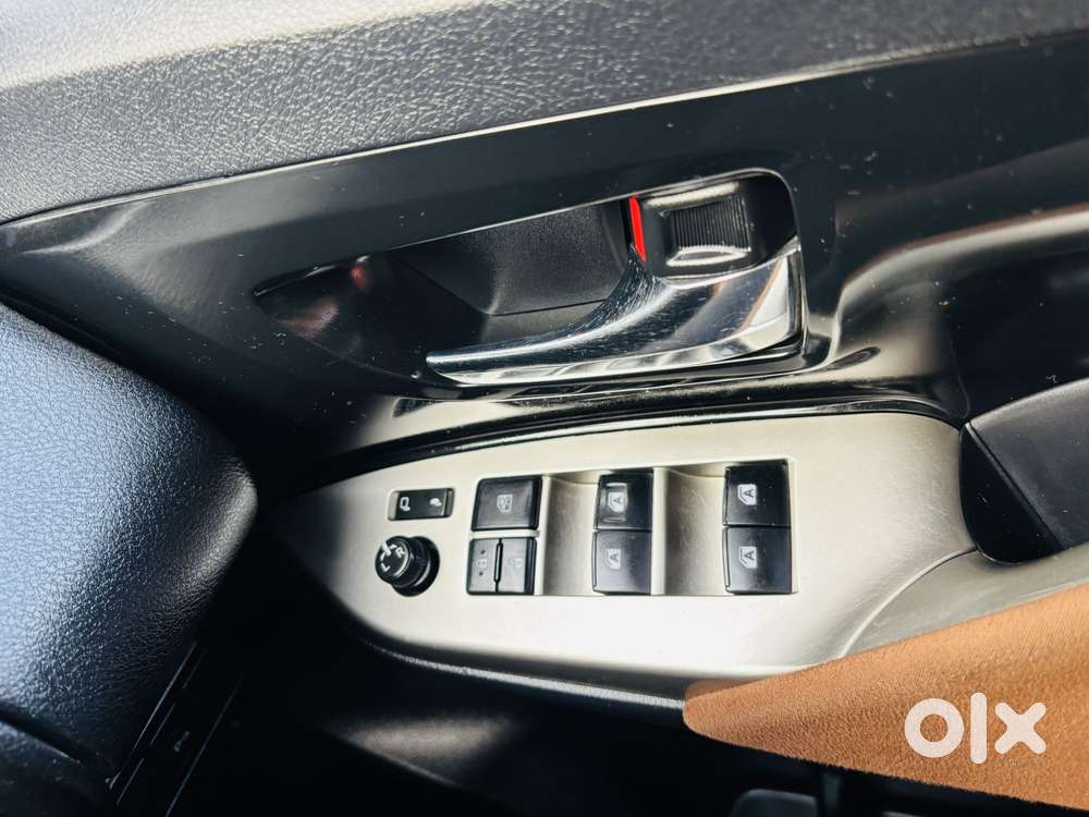 Toyota Innova Crysta