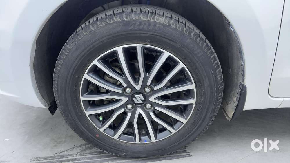 Maruti Suzuki Dzire Zxi Plus Ags, 2023, Petrol