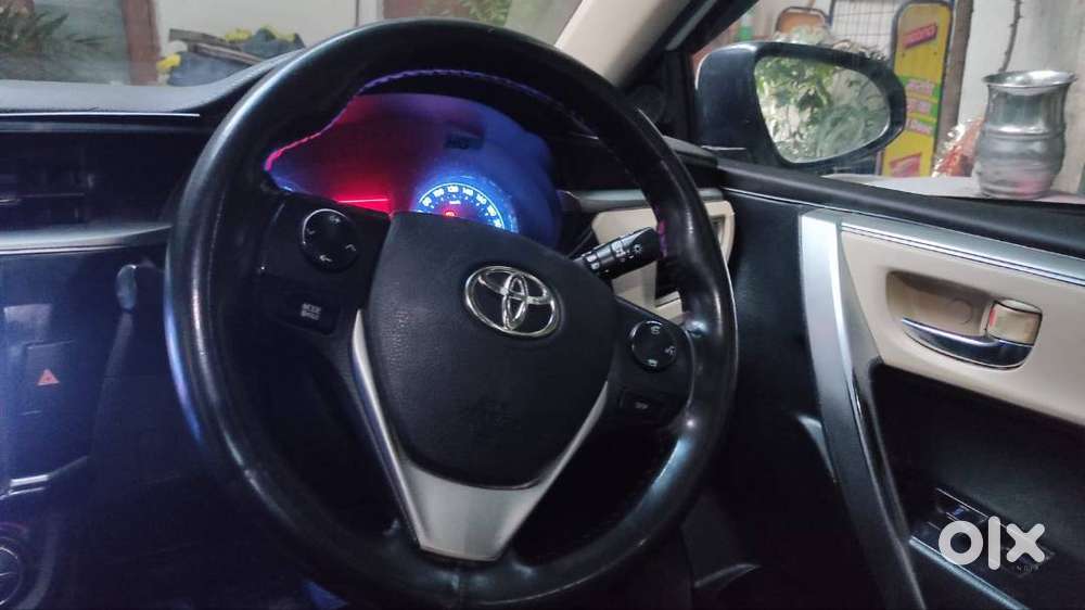 Toyota Corolla Altis 2014 Petrol Automatic Well Maintained