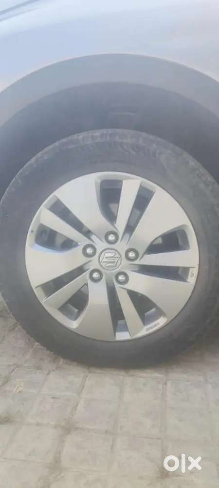 Maruti Suzuki S-cross 2016 Diesel, Top Model Cruise Control New Tyres