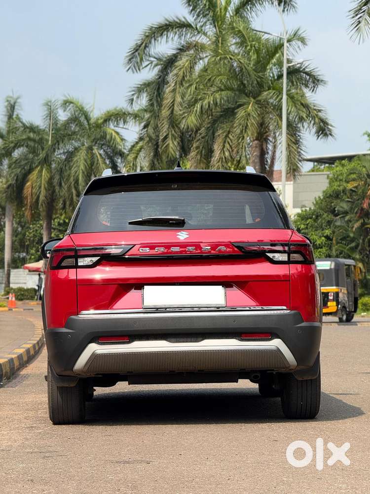 Maruti Suzuki Brezza 1.5 Zxi Cng Dual Tone, 2024, Cng & Hybrids