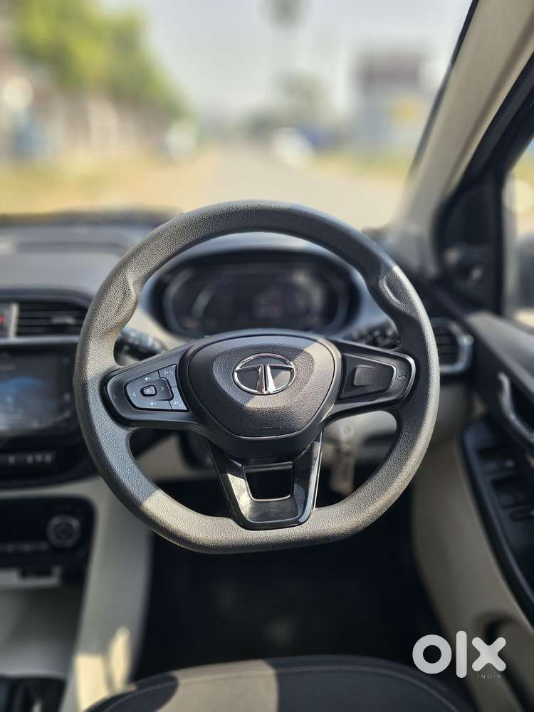 Tata Tiago Xz, 2023, Petrol