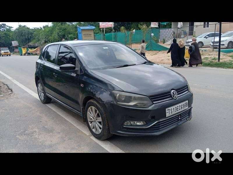 Volkswagen Polo Petrol Highline 1.2l, 2015, Petrol